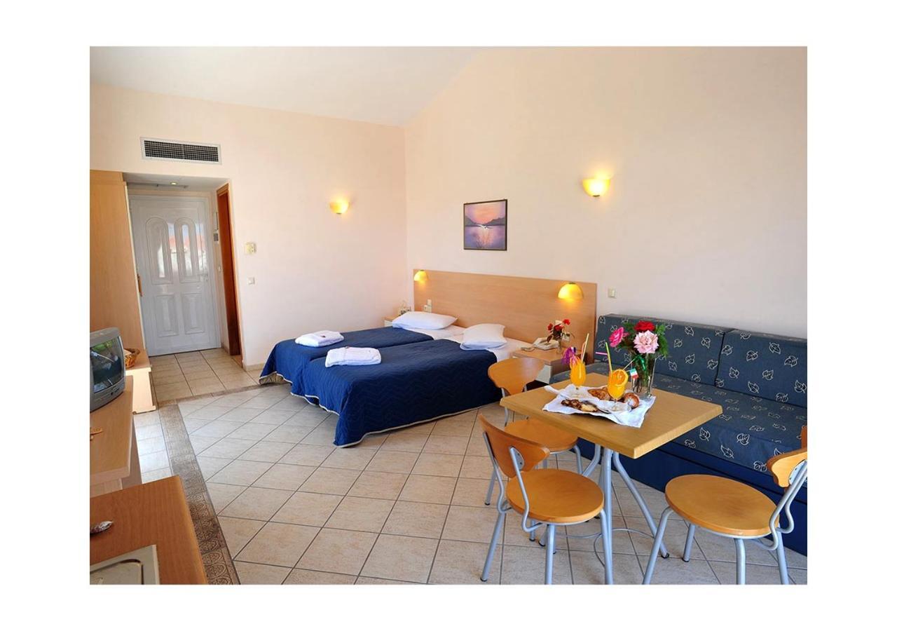 Thinalos Aparthotel アカラヴィ エクステリア 写真