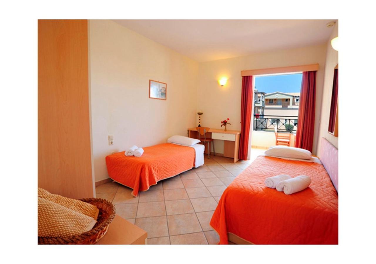 Thinalos Aparthotel アカラヴィ エクステリア 写真